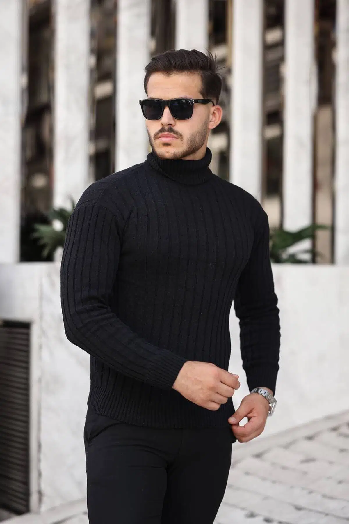 Erkek Slim Fit Dar Kesim Balıkçı Yaka Triko Kazak - Siyah