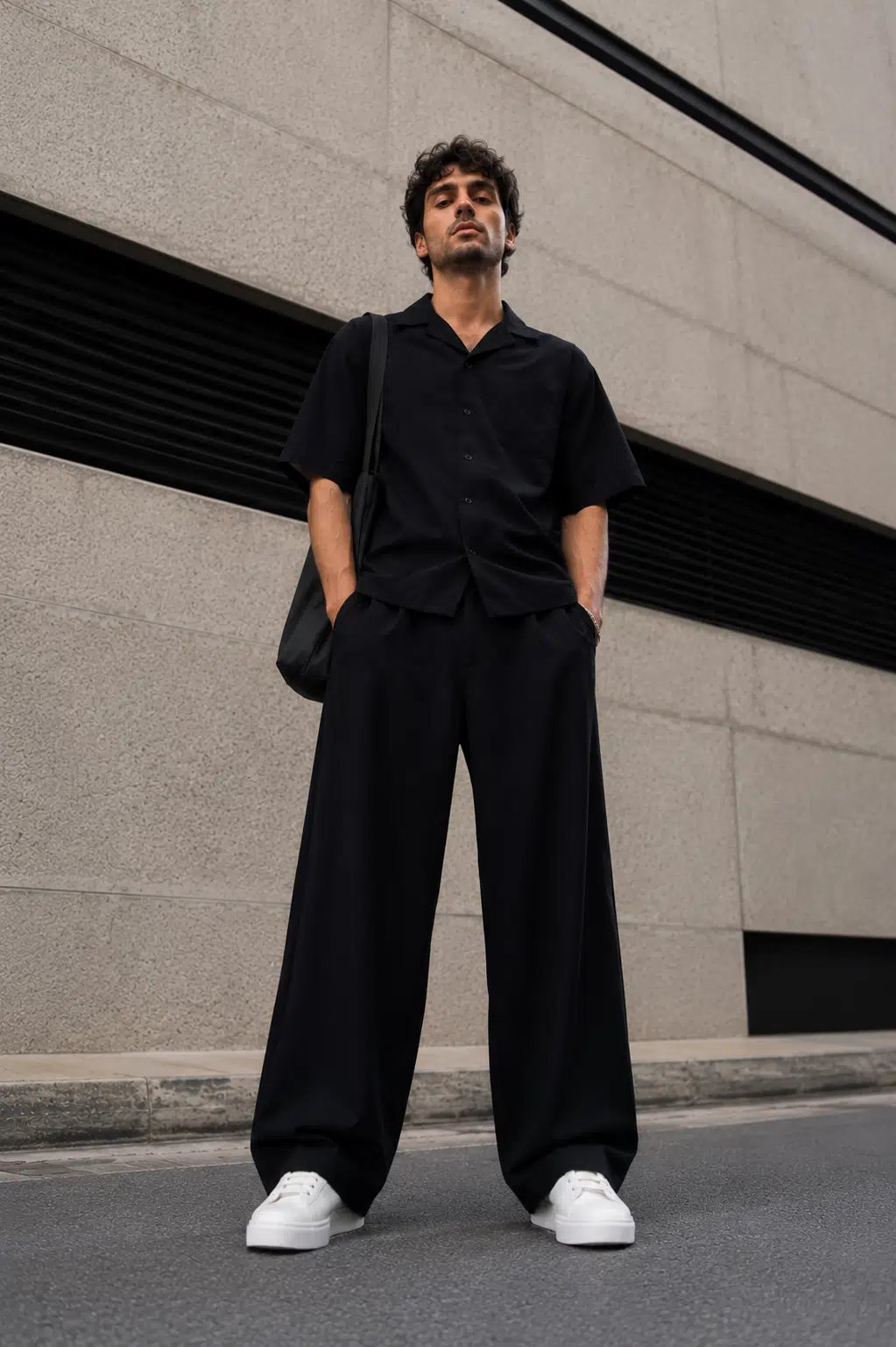 WE&ME Oversize Erkek Pantolon Siyah Geniş Paça Lastikli Bel Bağcıklı Rahat Kalıp Salaş Street Style Pantolon